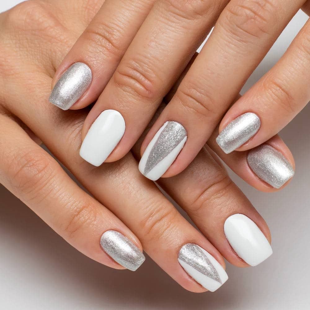 Star Nails White and Silver